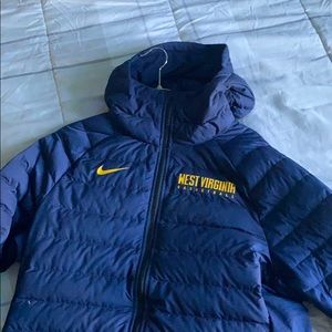 Exclusive WVU Men’s Basketball Team Bubble Jacket